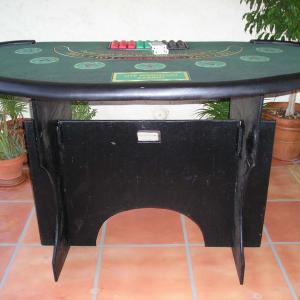 casino-party-blackjack-table-rental.jpg